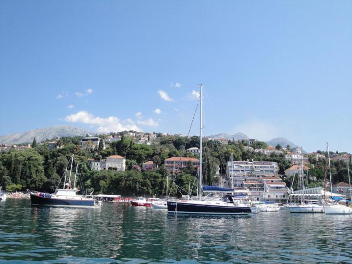 Appartement Carpe Diem Vue Mer Herceg Novi Luaran gambar